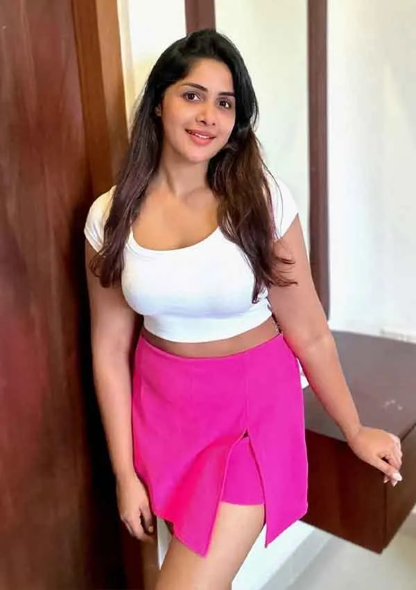 Suhani Mishra Call Girl Connaught Place
